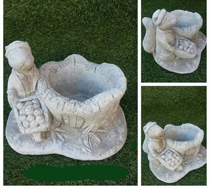 garden moulds/latex and fibreglass moulds/concrete moulds/garden