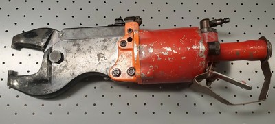 Riveters Chicago Pneumatic Alligator
