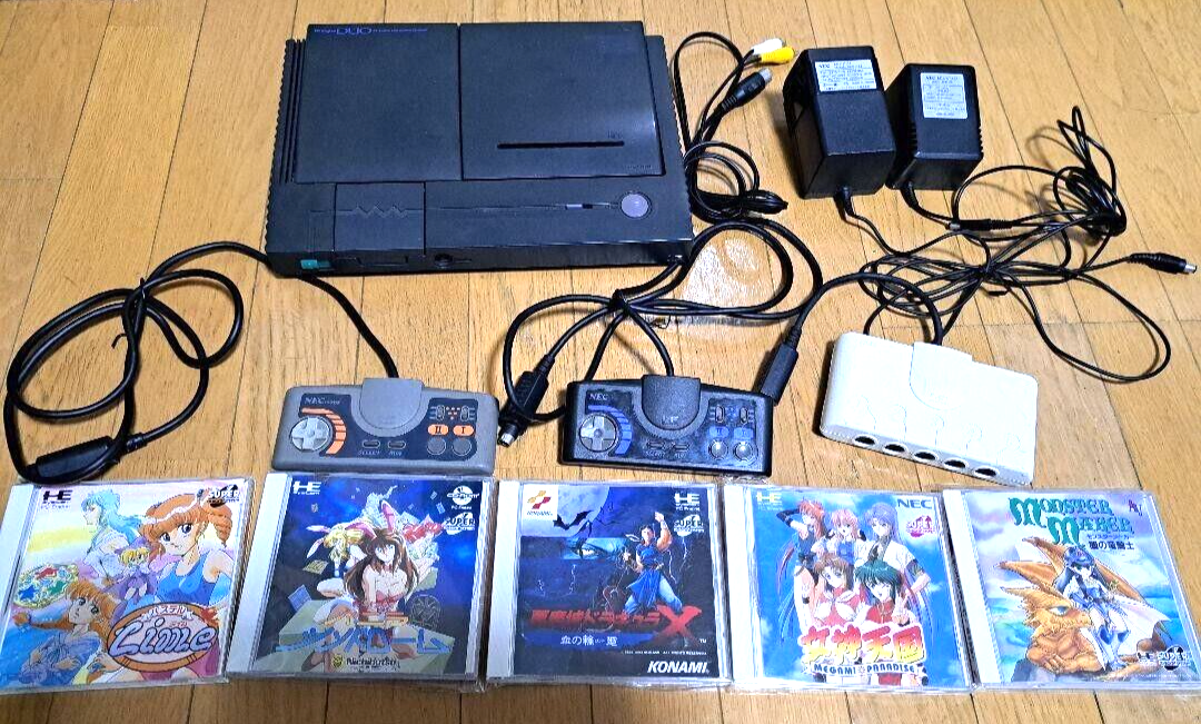 NEC PC Engine Duo Console System PI-TG8 + 5 Games + Multi NEC PC Engine Duo Console System PI-TG8 + 5 Games + Multi