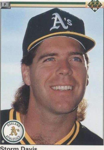 1990 Upper Deck - Storm Davis #292