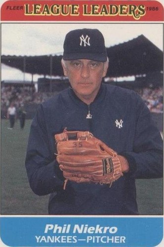 1986 Fleer Major League Leaders - Phil Niekro #28