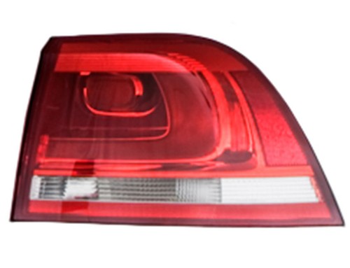 ゴルフトゥーラン5￼T型　テールランプ 5TA945309 VOLKSWAGEN TUORAN 5TA RÜCKLEUCHTEN REAR LAMP TAIL LIGHT