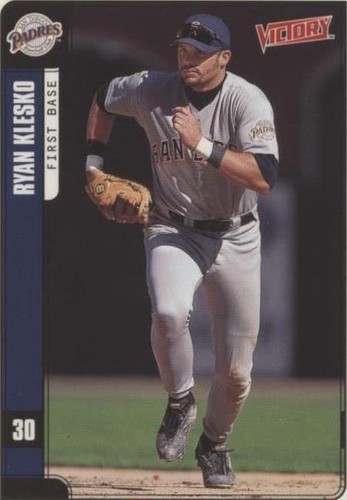 2001 Upper Deck Victory - Ryan Klesko #463