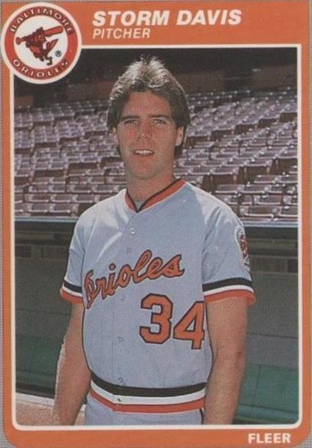 1985 Fleer - Storm Davis #174