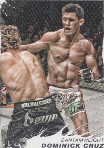 2011 Topps UFC Moment of Truth - Dominick Cruz #39