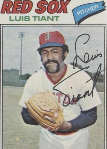 1977 Topps - Luis Tiant #258