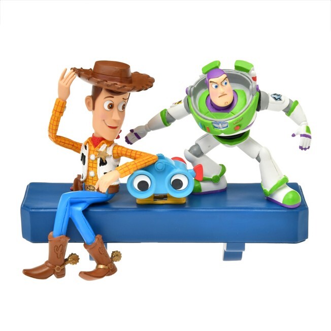 Disney Toy Story 20th Anniversary プレート TOY STORY 20th ANNIVERSARY FLYING BUZZ LIGHTYEAR & ALIEN