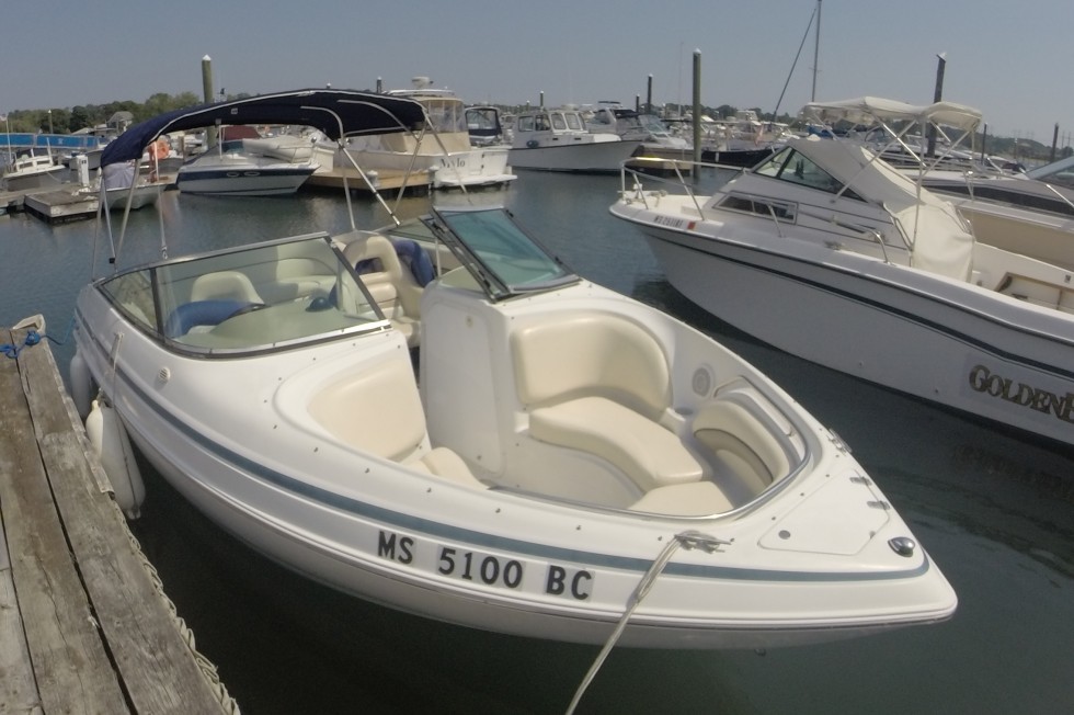 2000 CHRIS CRAFT 210