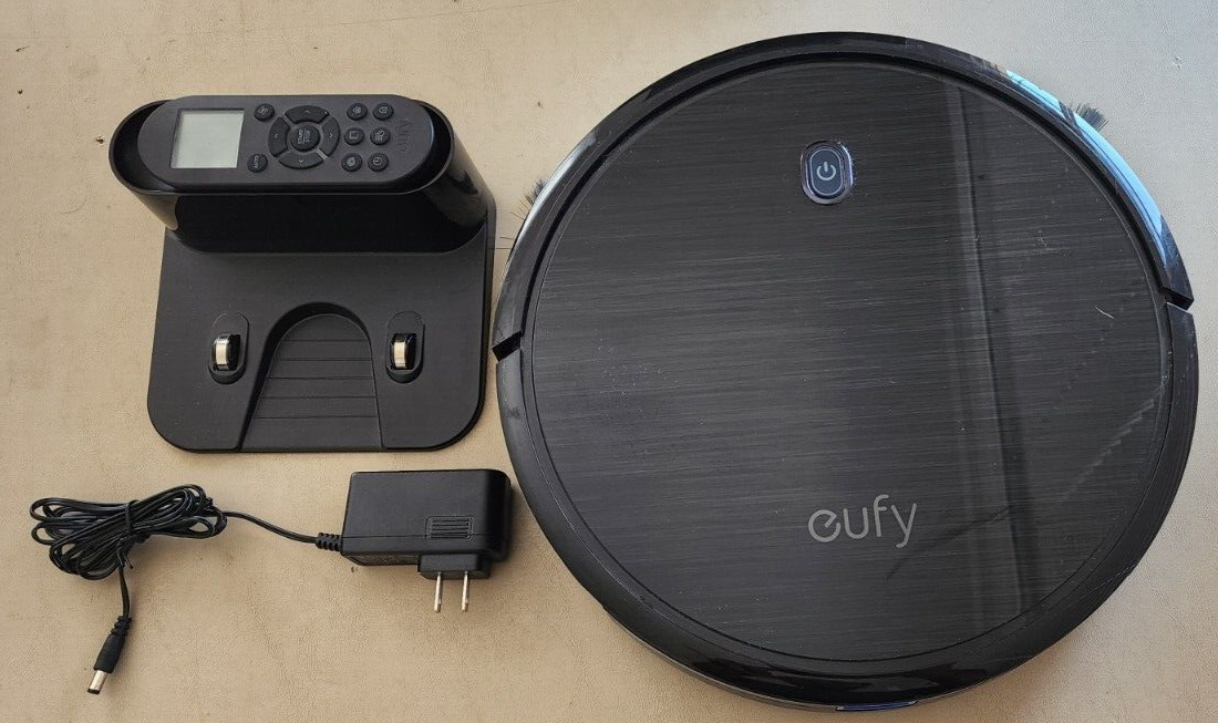 Eufy RoboVac 11S Robotic Vacuum Cleaner Black *Tested Needs New Battery* Eufy RoboVac 11S Robotic Vacuum Cleaner Black *Tested Needs New Battery*