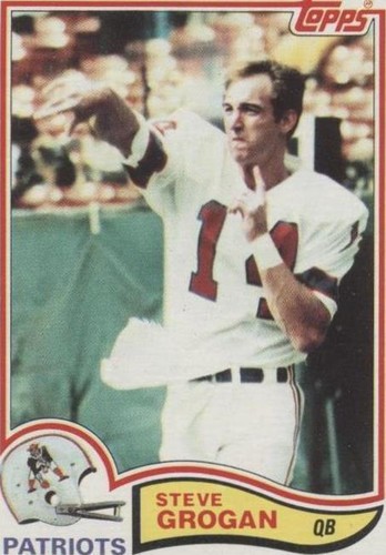 1982 Topps Steve Grogan #149