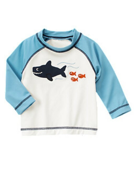 

NWT Gymboree Sea Creatures Рашгард Рашгард Рубашка для плавания Shark Fish для мальчиков 5 лет, Multi-color with blue skies