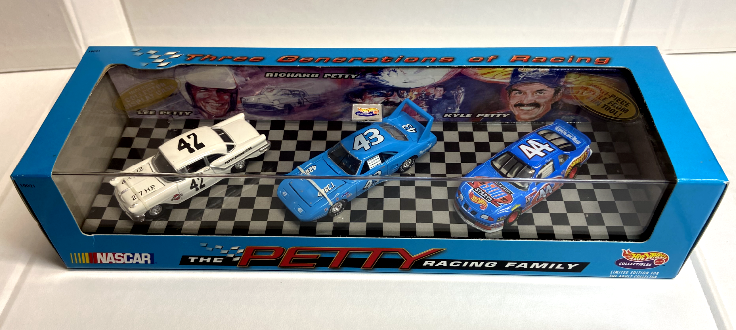 ホットウィール ペティ レーシング PETTY RACING FAMILY s-l400.png