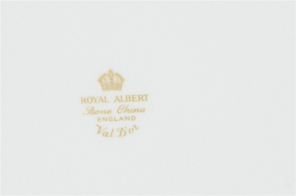 1-Royal Albert Val D'or Sandwich Tray