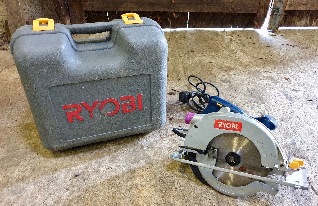 RYOBI WS6613 1300w Circular Saw In Carry Case in Guildford, Surrey