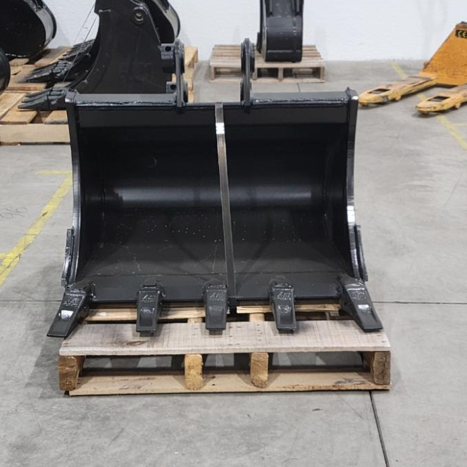 New 30" Excavator Bucket For A  Komatsu Pc35 With Coupler Pins