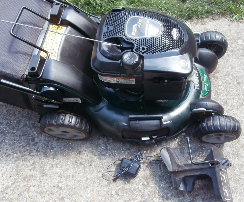 Hayter R53S Autodrive Recycling & Mulching 21 Inch cut Lawn Mower Used