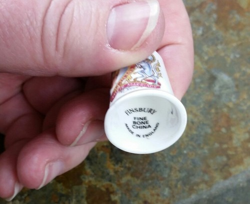 Lot Of 8 Vintage Finsbury Bone China Royal Family Of England Thimbles Diana