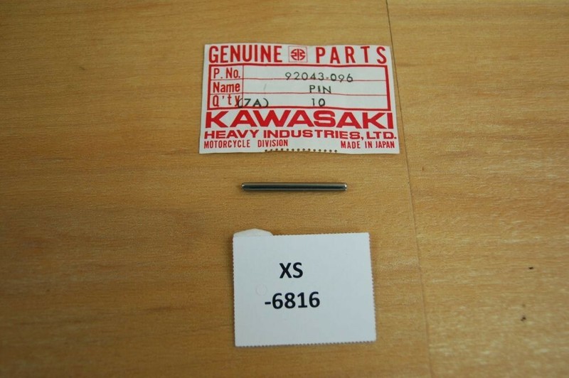 Kawasaki 92043-096 Pin,Tank Cap Fit  Genuine Neu Nos Xs6816
