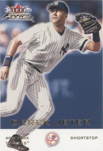 2001 Fleer Focus - Derek Jeter #1