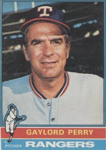1976 Topps - Gaylord Perry #55