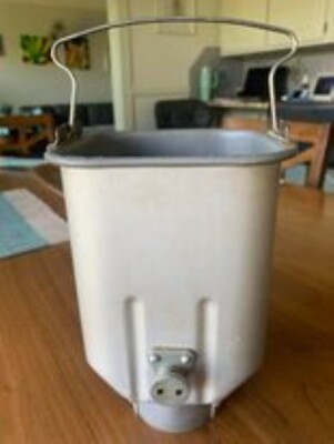 Zojirushi BBCC-S15 Home Bakery Bread Machine Pan,  Mixing Paddle Blade  Preowned