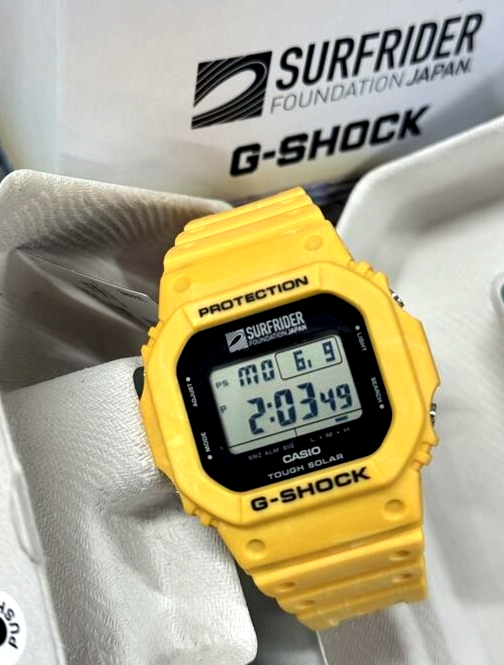 未使用品 カシオ G-5600SFJ SURFRIDER FOUNDATION CASIO G-SHOCK G-5600SFJ-9JR SURFRIDER FOUNDATION JAPAN Japan