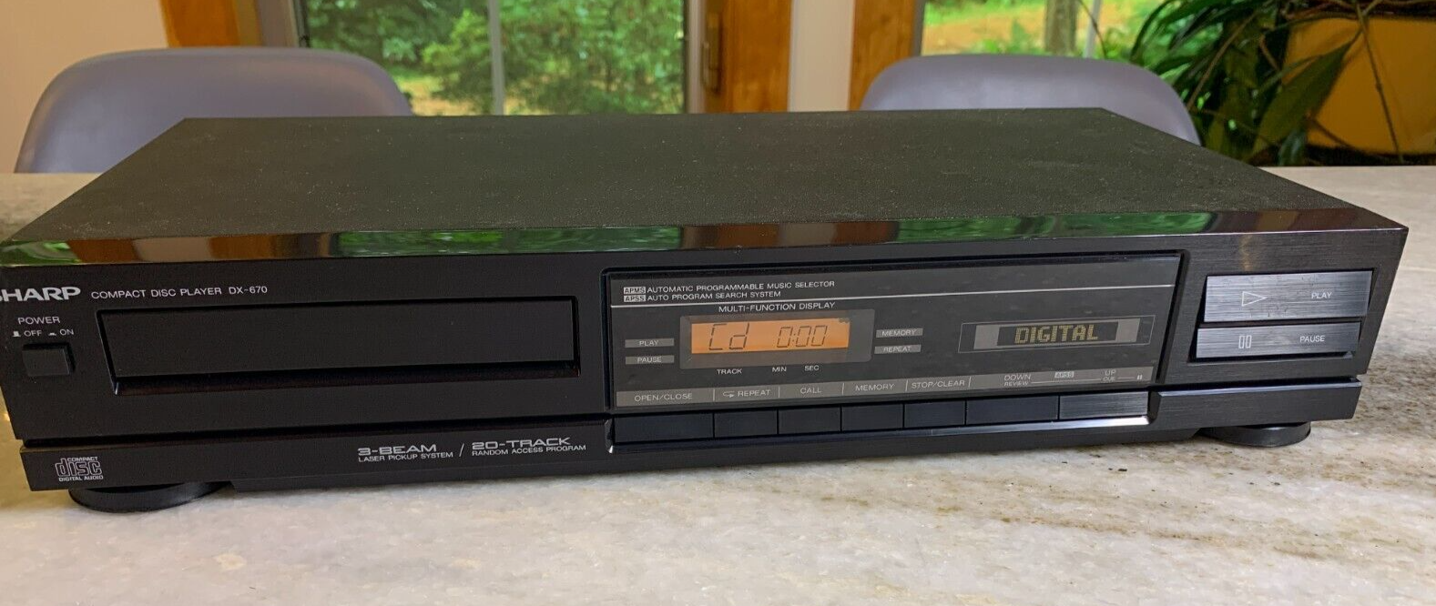 RARE Vintage 1980s 80s Single One 1 Tray Disc CD Player