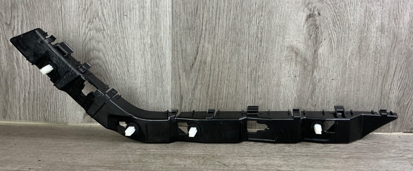 2014 HYUNDAI SONATA - REAR BUMPER BRACKET Left Side OEM  86615-3S000