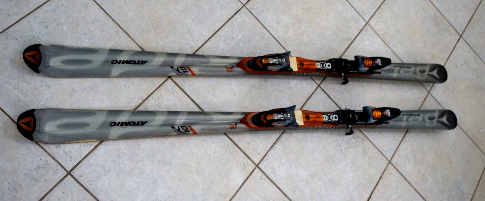 Atomic Beta ride Skis R 10/20 BETA Generation 4 With Atomic