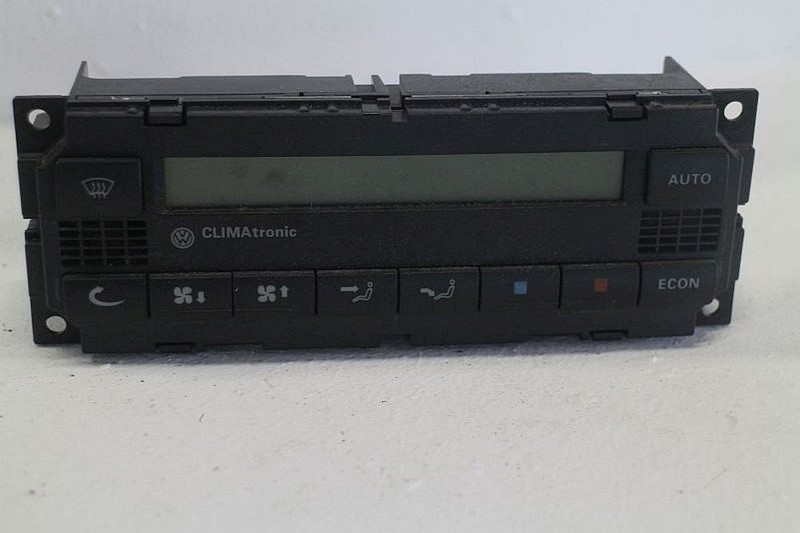 Heizungsbetï¿½Tigung (Konsole) Heizungsschalter Klima Vw Passat (3b3) 2.5 Tdi