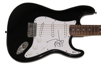 JOHNNY DEPP SIGNED AUTOGRAPH BLACK FENDER ELECTRIC GUITAR HOLLYWOOD VAMPIRES BAS