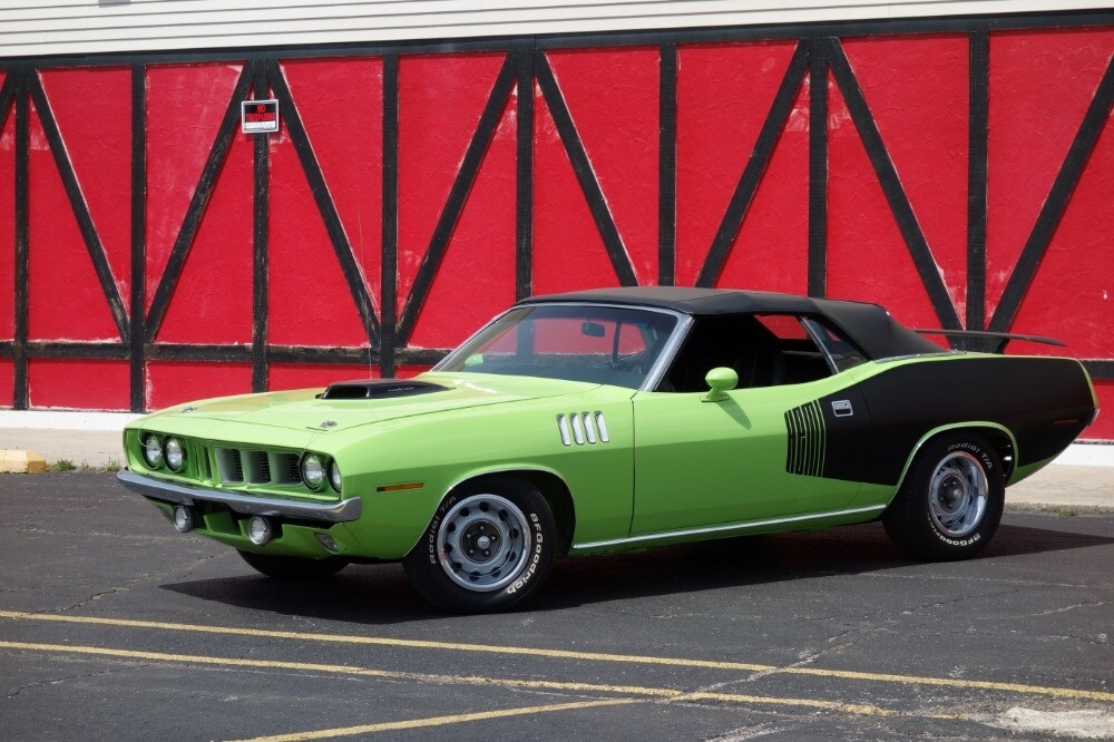 Barracuda x 2025 обзор. Plymouth barracuda cuda. barracuda 1971. 1971 plymouth cuda 426 hemi. плимут барракуда 1980.