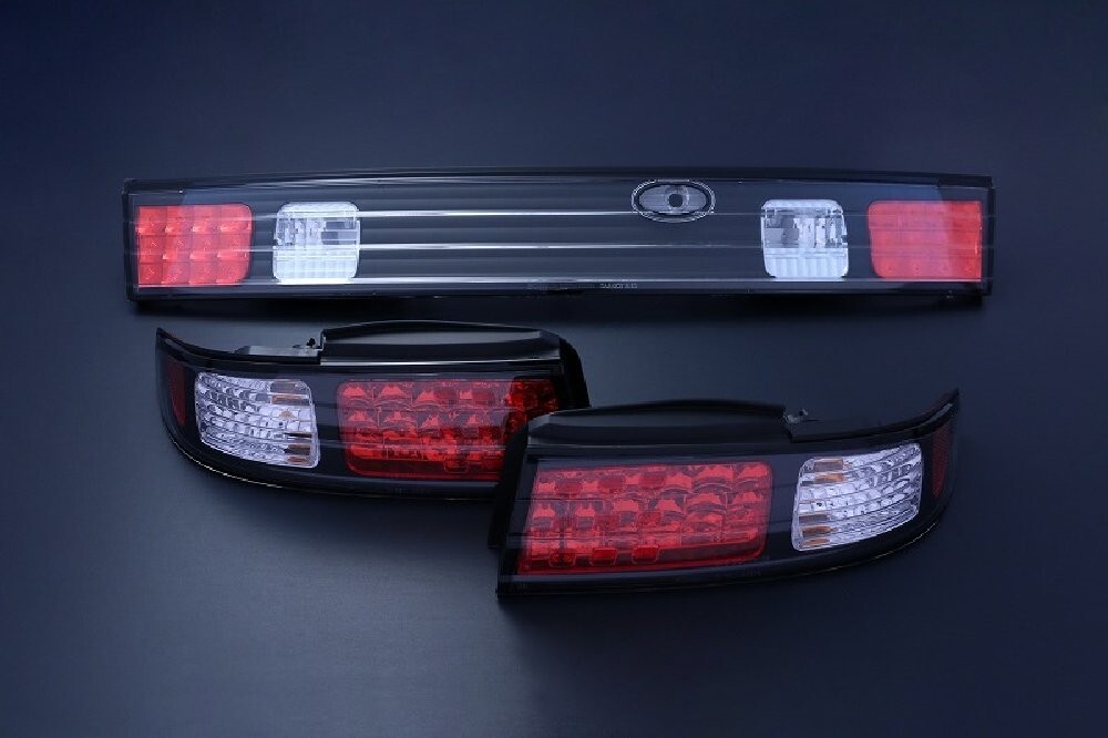lemmikki 様 GENUINE OEM NISSAN 180SX KOUKI TYPE-X JDM TAIL LIGHTS 3PC
