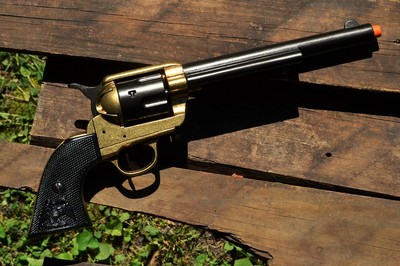 Display M1873 Colt Cavalry 装飾的な金ーリボルバー Display M1873 Colt Cavalry 装飾的な金ーリボルバー トイガン