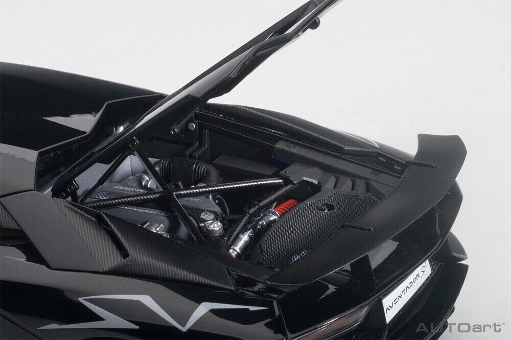 ミニカー Lamborghini Aventador LP750-4 SVRoadster Lamborghini Aventador LP750-4 SV 1:32 Model Car Diecast Toy