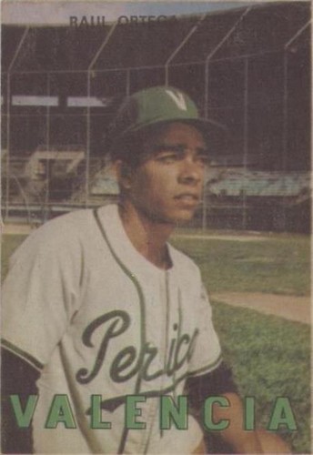 1967 Topps Venezuelan - Raul Ortega #112