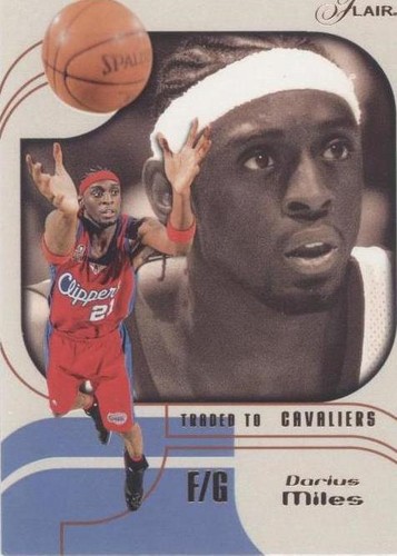 2002-03 Flair - Darius Miles #57