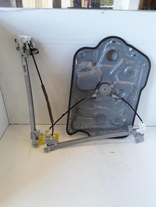 Leve Vitre Electrique Avant Droit Nissan Qashqai 1 Phase 1 80770jd00a
