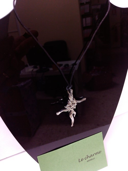 COLLANA CON PENDENTE IN ACCIAIO LE CHARME GIOIELLI CROCE TRIBALE