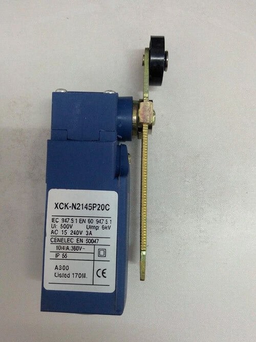 FOR XCKN2145P20C Travel Limit Switch Schneider XCKN2145P20C