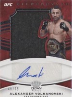 2021 Panini Chronicles UFC - Alexander Volkanovski #CR-AVK