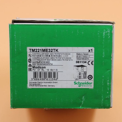 TM221ME32TK Schneider Modicon TM221ME32TK New in Box Fast Shipping 1pcs