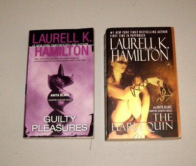 Young Adult Teen Book Lot 5 VAMPIRE Laurell K. Hamilton Vampire Hunter Series