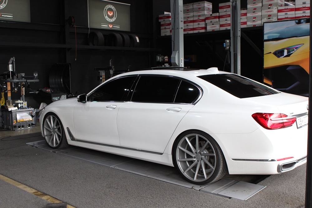 BMW 7 SERIES G11 & G12 EVOLUTION AIR SUSPENSION LOWERING KIT / LINKAGES