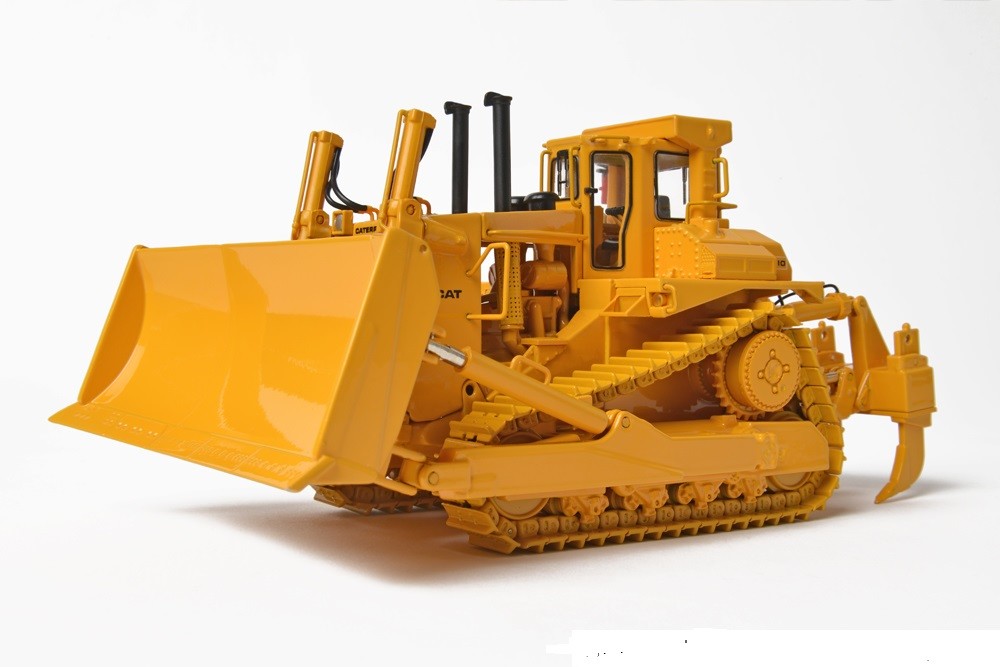 ミニカー 504-019 CCM 1/48 CAT CATERPILLAR 633D Caterpillar Cat 633D Elevating Scraper - CCM 1:48 Scale