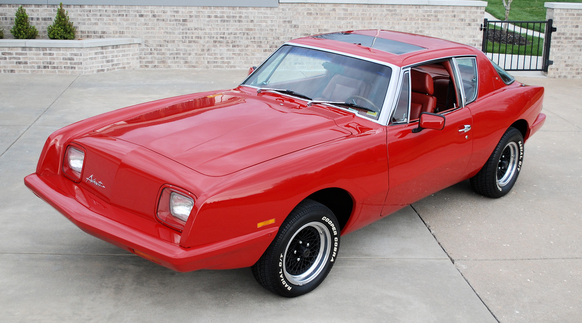 1985 Studebaker Avanti Only14,900 miles!