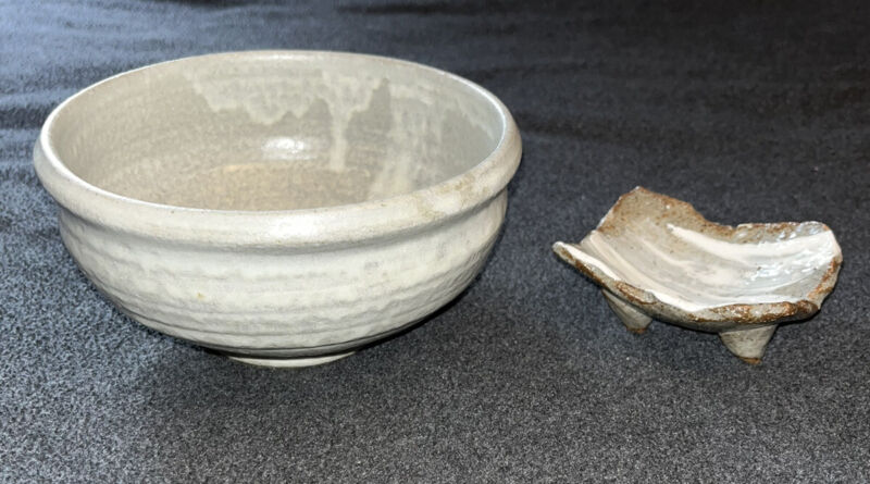 Japanese Hagi Ware Tea Bowl and Square Footed Dish - Both Signed