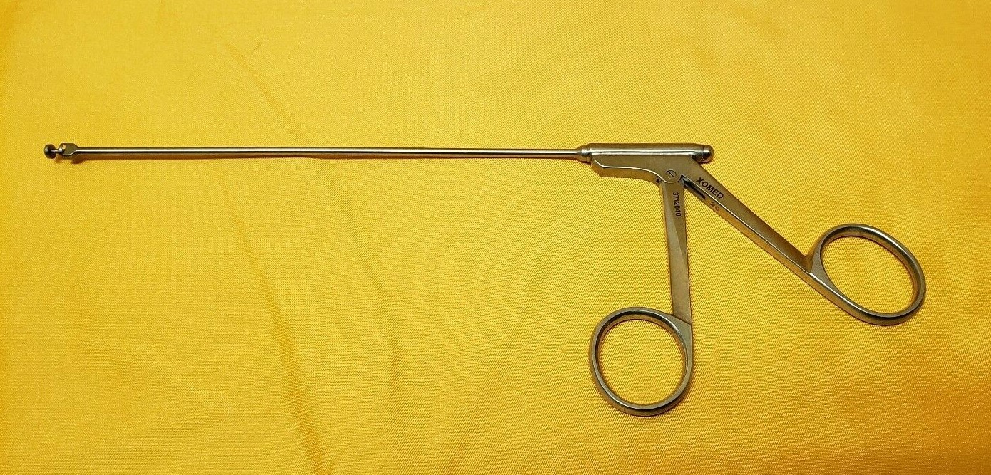Medtronic XOMED 3712040 Nasal Circular Cutting Punch 4.5mm Medtronic XOMED 3712040 Nasal Circular Cutting Punch 4.5mm
