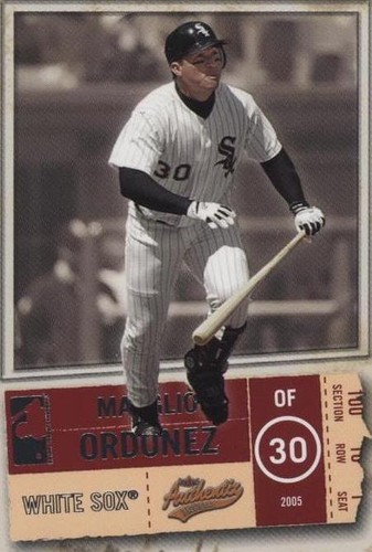 2005 Fleer Authentix - Magglio Ordonez #92
