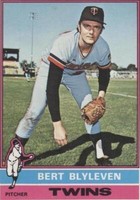 1976 O-Pee-Chee - Bert Blyleven #235